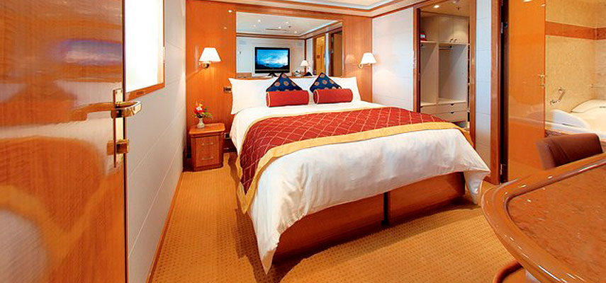 double bedroom on the yacht