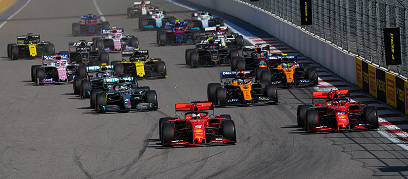 many f1 cars racing at the grand prix in russia