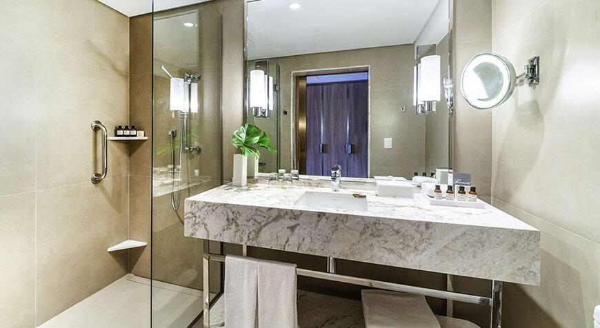 1715163005fairmont-hotel2-3