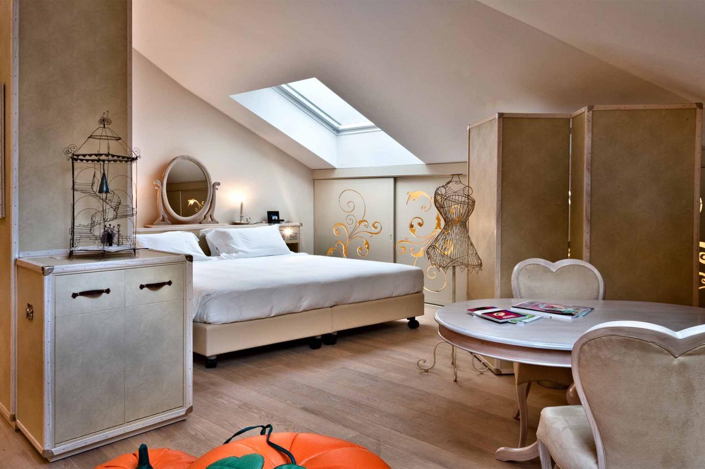 1733747564Suite_Cenerentola_02.576cbfb73d0bace3a6ec533ac7e79d23