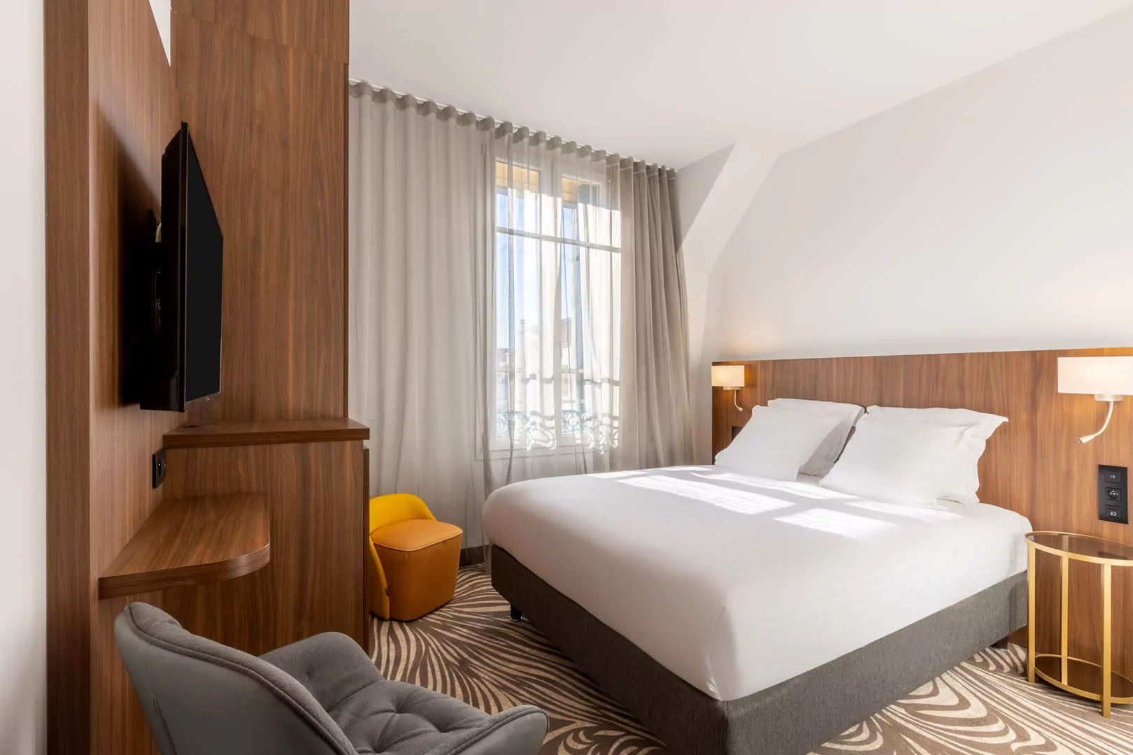 CHAMBRE-CLS