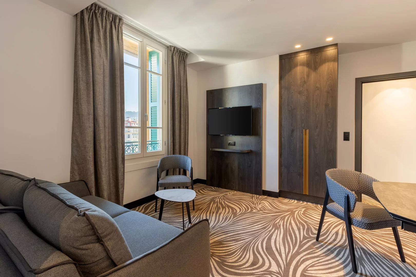 SUITE-2