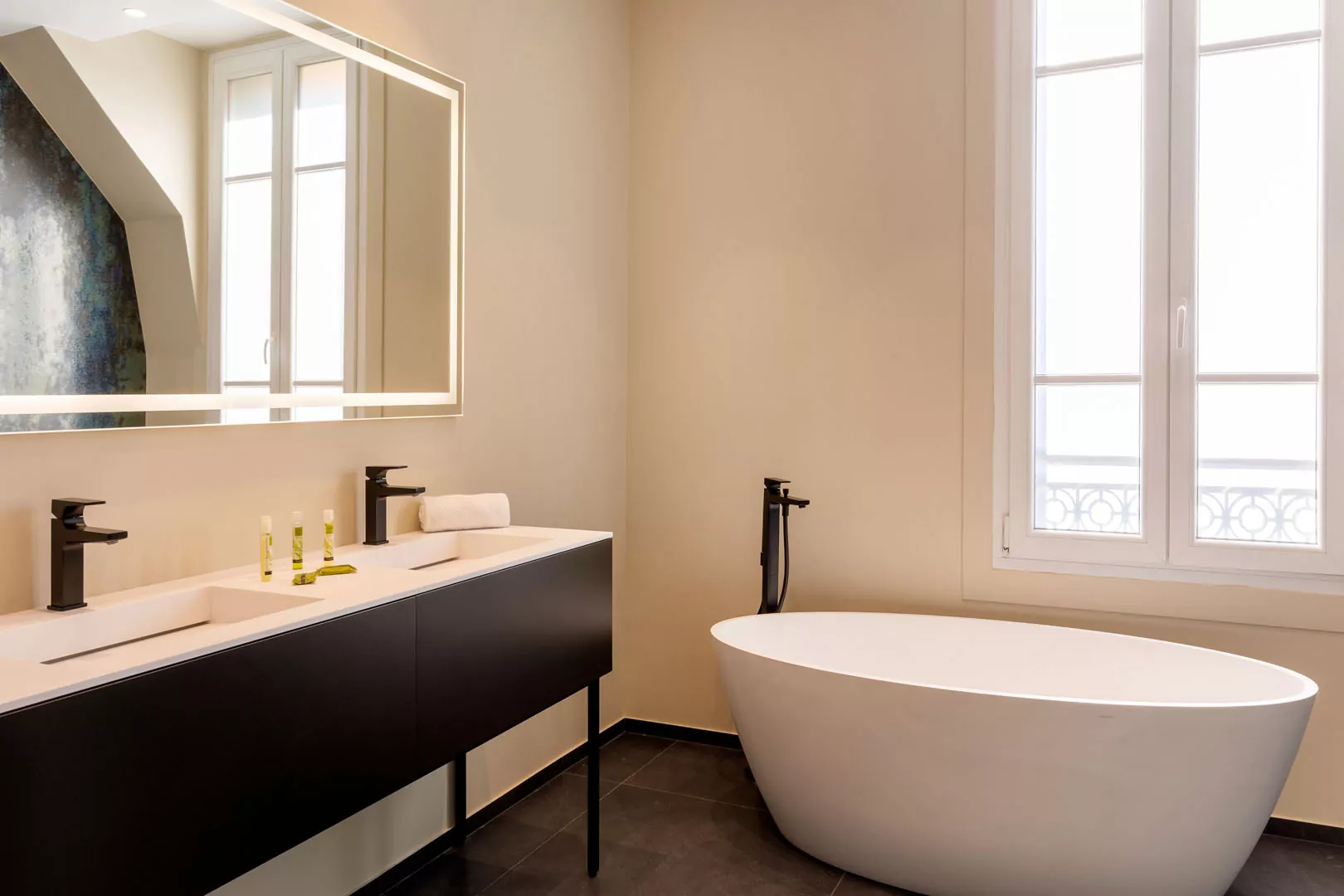 SUITE-SDB